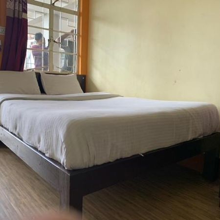 Sweet Home Guest House Shillong Bagian luar foto