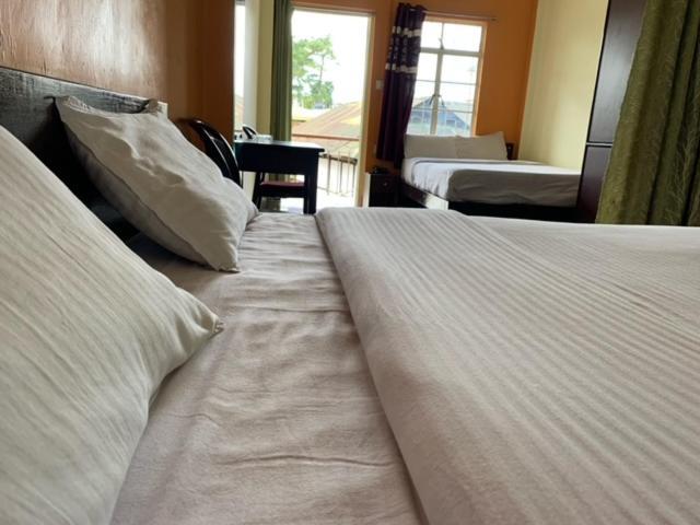 Sweet Home Guest House Shillong Bagian luar foto