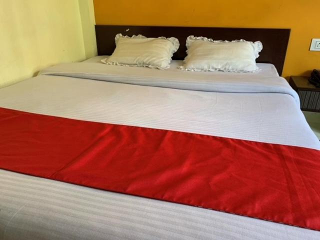 Sweet Home Guest House Shillong Bagian luar foto